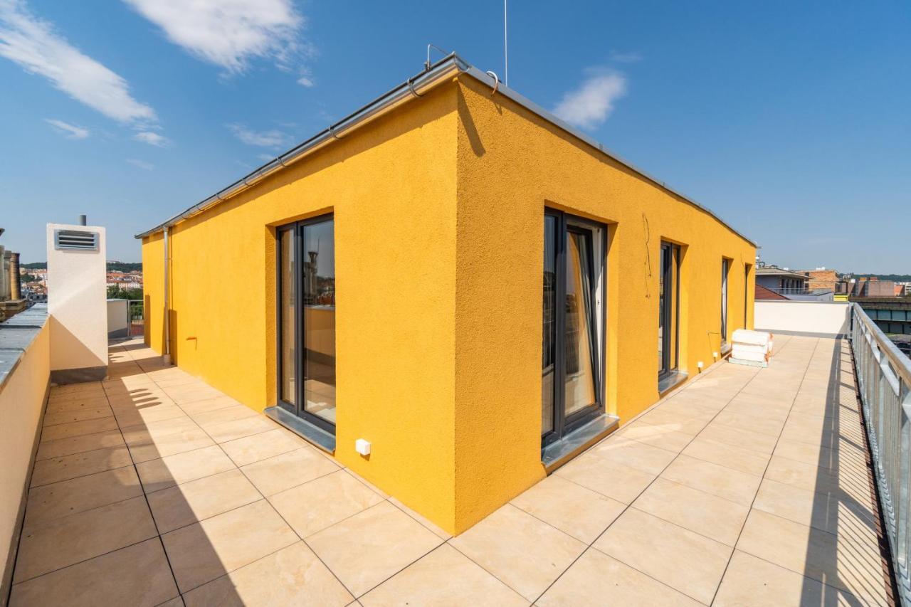 Penthouse # 81 With Panoramic City View In Elite Rezidence With Free Parking Praga Exterior foto